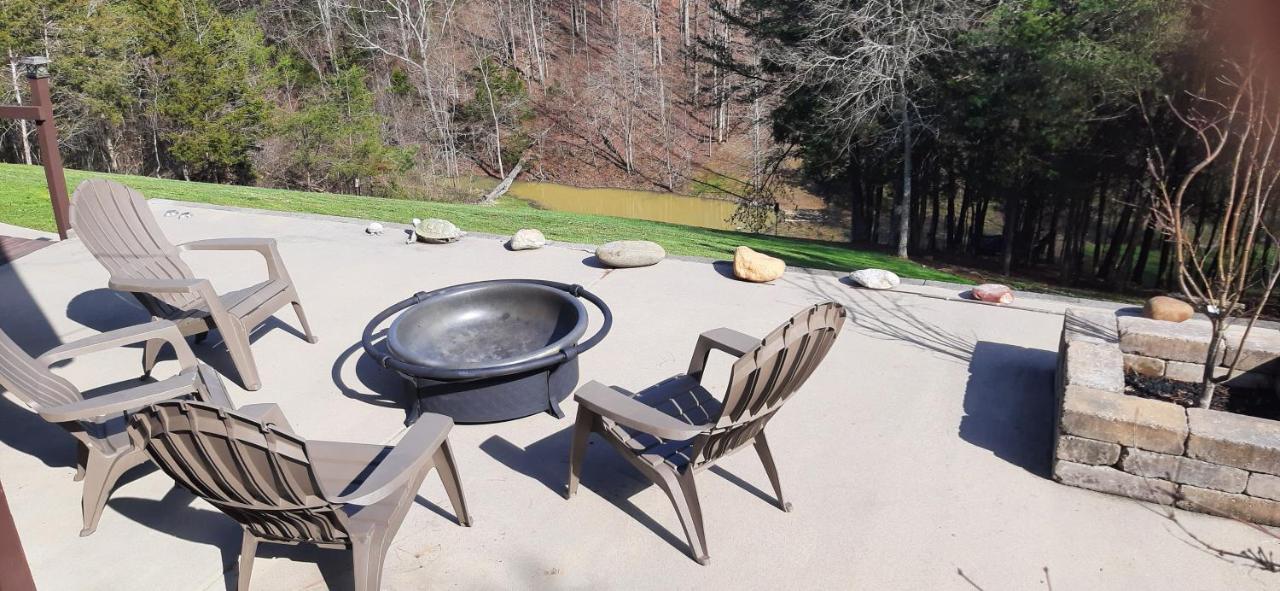 Private Pet Friendly Home Near Exotic Deer Farm Close To Pigeon Forge, Gatlinburg Tn Sevierville Kültér fotó